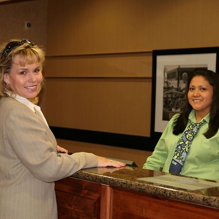 Hampton Inn & Suites Фармингтън Интериор снимка