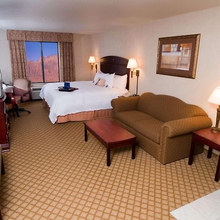 Hampton Inn & Suites Фармингтън Екстериор снимка
