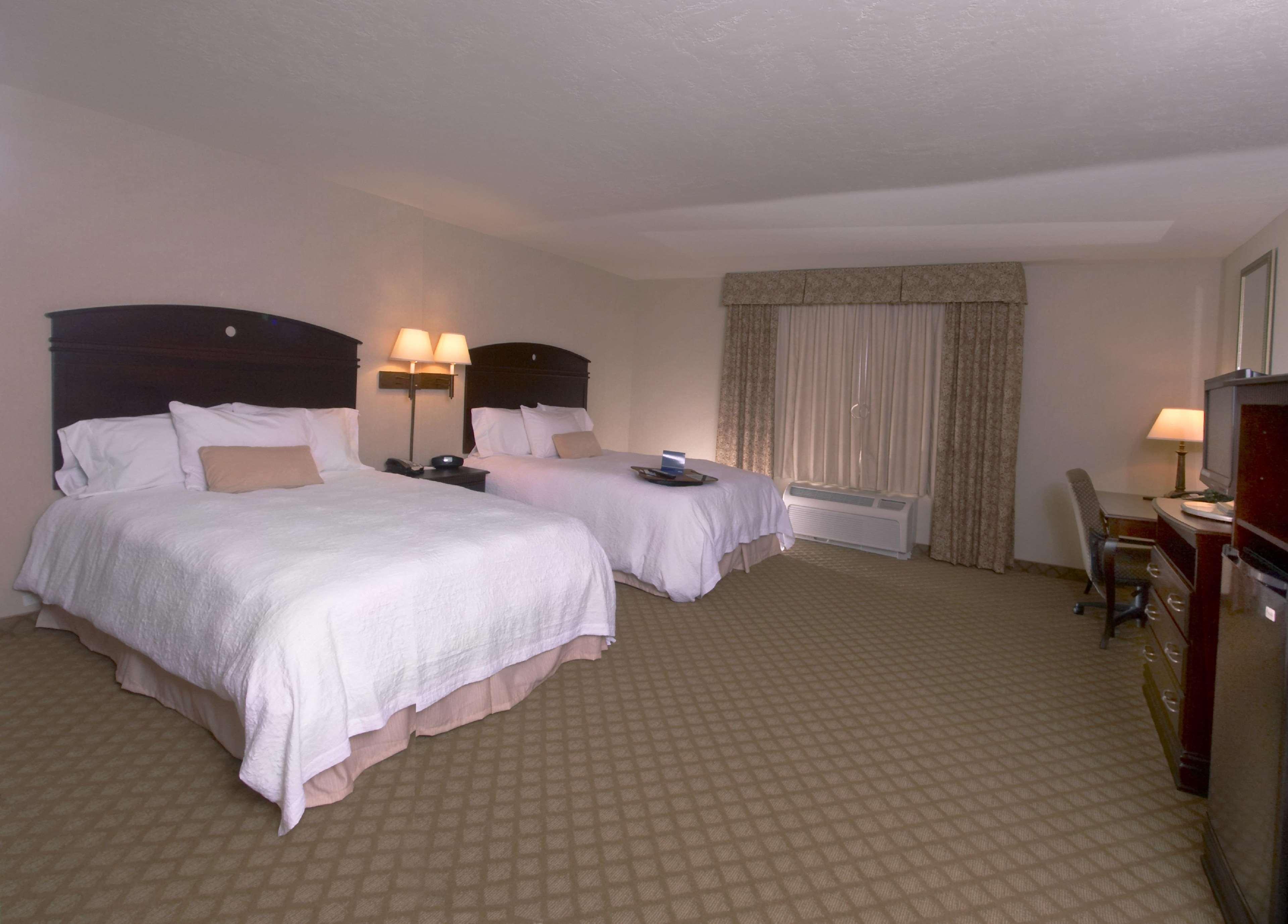 Hampton Inn & Suites Фармингтън Екстериор снимка