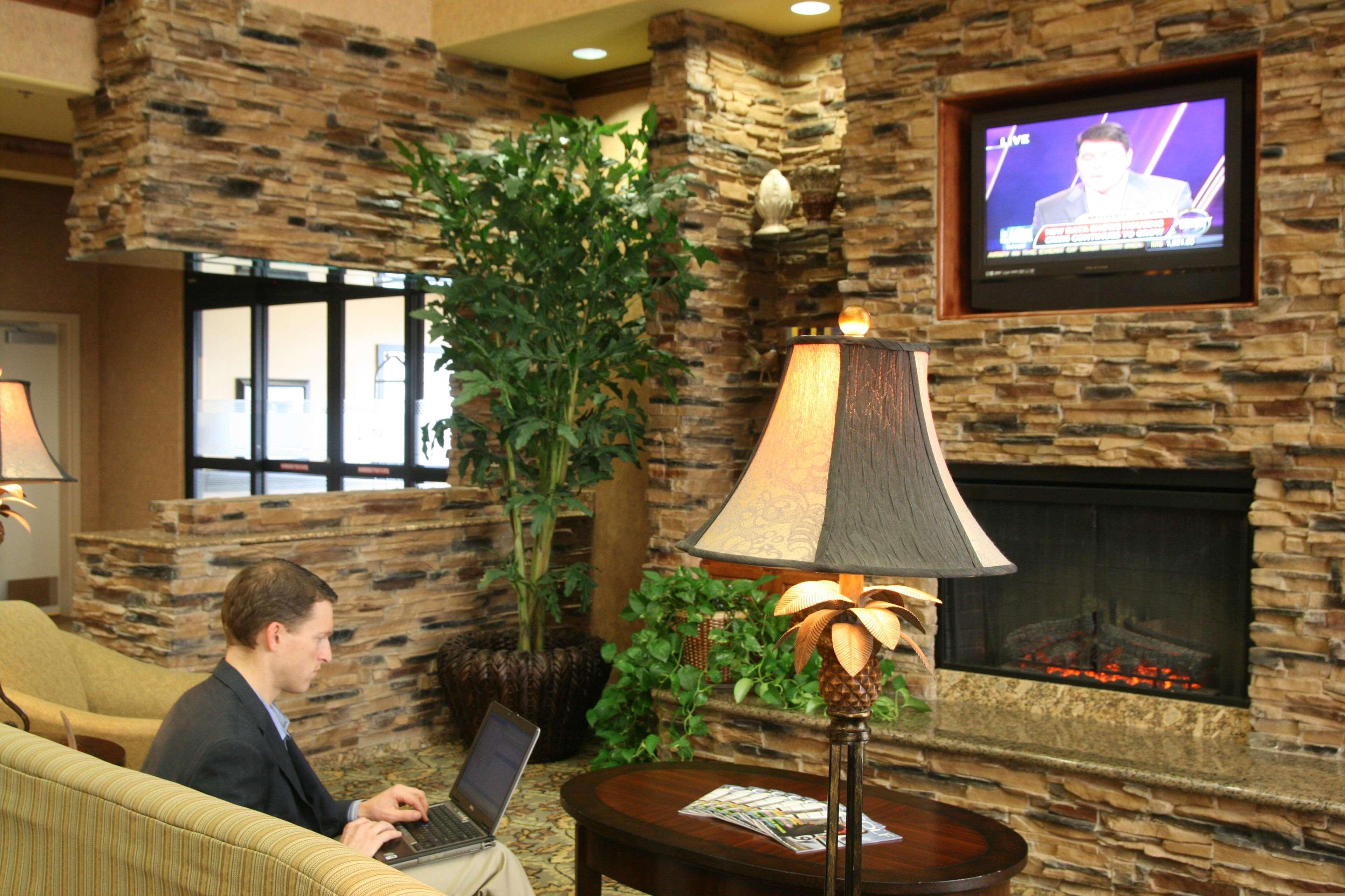 Hampton Inn & Suites Фармингтън Интериор снимка