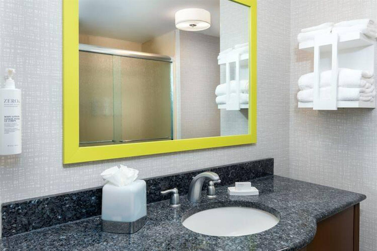 Hampton Inn & Suites Фармингтън Екстериор снимка