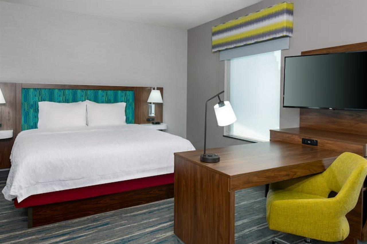 Hampton Inn & Suites Фармингтън Екстериор снимка